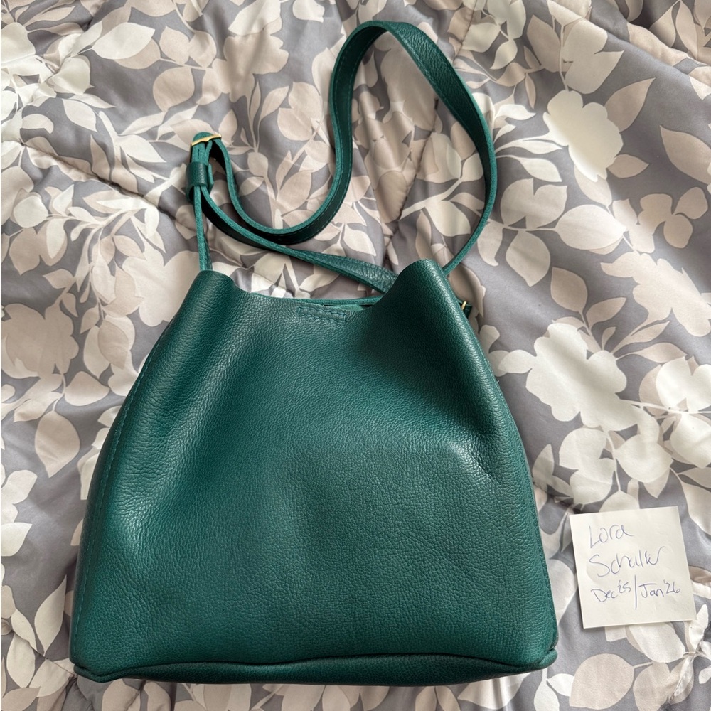 Portland Leather Goods Butterfly Bucket Bag - Sea Glass 🦄